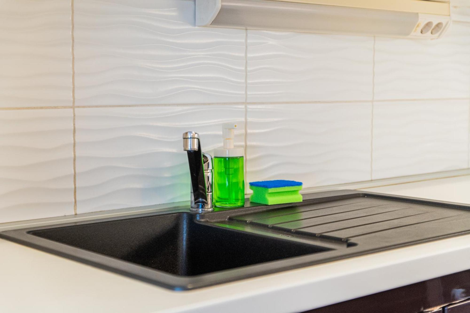 Flexible Selfcheckins 97 - Zagreb - Garden - Parking- Loggia - 2 Bedrooms Zewnętrze zdjęcie